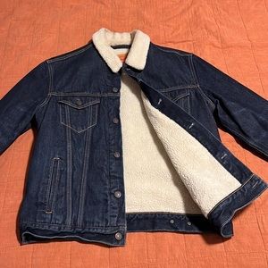 Levi’s Denim Sherpa Trucker Jacket - Men’s Large